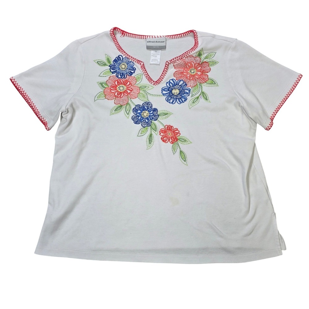 Alfred Dunner Floral Embroidered Top Women's Size MP White Short Sleeve Trim